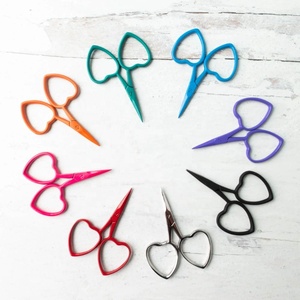 กรรไกรตัดผ้าขนาดเล็ก DEGEN Heart Mini Scissors Little Love กรรไกรปักผ้าขนาดเล็ก Little Love - Product Image 1