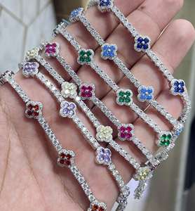 Bracelet chaîne trèfle à quatre feuilles en moissanite, argent sterling 925 plaqué or, tendance pour femmes - Product Image 5