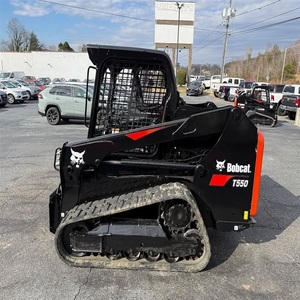 Chargeuse compacte Bobcat T550, moteur de qualité supérieure, hydraulique Eaton, PLC, rayon de braquage court, utilisation industrielle et agricole - Product Image 3