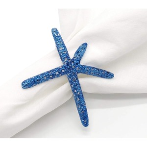 Ronds de serviette bleus au design côtier, parfaits pour une ambiance nautique. Ces modèles s'adaptent bien aux fêtes à thème et à la décoration de bord de mer. - Product Image 3