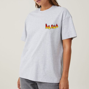 เสื้อยืดผู้หญิงแบบ OEM คุณภาพสูง ออกแบบโลโก้ตามสั่ง พร้อมลายปัก ตกแต่งด้วยวัสดุรักษ์โลก เนื้อผ้านุ่ม ระบายอากาศได้ดี เหมาะสำหรับฤดูร้อน - Product Image 1
