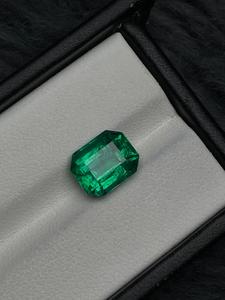 พลอยมรกตสีเขียวธรรมชาติทรงแปดเหลี่ยมสำหรับทำเครื่องประดับ - Product Image 4