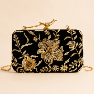 Pochette de Soirée en Velours Brodé Floral Noir et Or pour Femme avec Fermoir en Forme d'Oiseau, Chaîne et Doublure en Soie – Idéale pour Mariages et Fêtes - Product Image 2