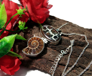 KGN SILVER JEWELLERY HOUSE Collier pendentif Ammonite Saptarienne Pierre d'ammonite naturelle Plaqué or Forme goutte d'eau - Product Image 4