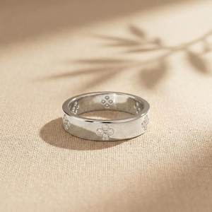 Modern Moissanite Round Cut Flower Eternity Band <b>Ring</b> 925 Silver Fine Jewelry Anniversary Wishes Party Gift For <b>Friends</b> - Product Image 1