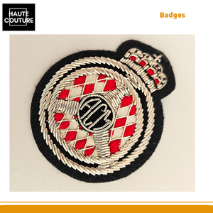 Insignia Cosida a Mano de Alta Calidad – Diseño de Corona Roja y Plateada de 5×6 cm para Chaquetas a Precio Directo de Fábrica - Product Image 4