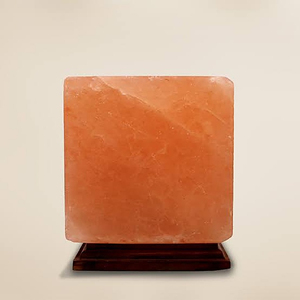 Lampe de sel rose de l'Himalaya naturelle de luxe, finition artisanale, décoration de table en cristal avec logo personnalisé, fabrication OEM - Product Image 1