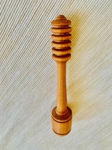 Palito de Madera Natural Hecho a Mano para Tarro de Miel, Herramienta Ecológica para Servir Miel en la Cocina, para Servir Miel sobre Té o Desayuno - Product Image 6
