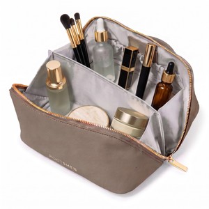 Luxury Bag PU Leather Lay Flat <b>Cosmetic</b> <b>Case</b> Gold Zip Around Wipeable Lining Custom Logo BSCI Factory - Product Image 3