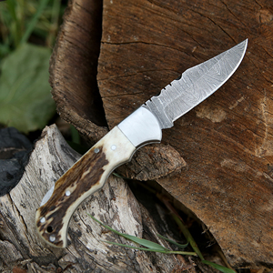 Couteau de chasse pliant en acier inoxydable à poignée en corne de cerf, vente en gros, tactique, pour le camping en plein air - Product Image 3