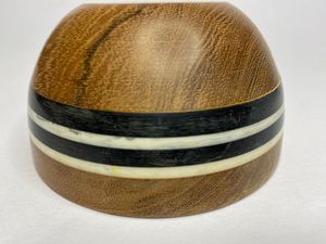 Bol en résine artisanal écologique et alimentaire, motif tourbillon aquatique classique, idéal pour la crème et les créations artisanales en forme de croissant - Product Image 2