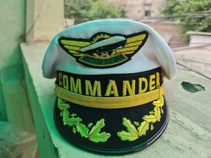 หมวกแก็ปสีขาวปักลายเรือหมวกสีดำ - Product Image 5