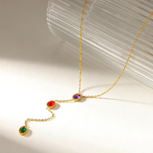 Collar Redondo de Cumpleaños para Mujer en Acero Inoxidable 304 con Recubrimiento de Oro Real de 18K de 0.03µm con Incrustaciones de Circonio - Product Image 5