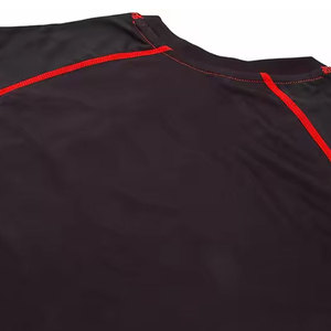 Chemise de compression pour homme, style 2026, avec logo personnalisé imprimé, meilleur prix. - Product Image 5