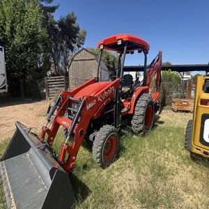 Retroexcavadora Kubota M62 de 62HP, tractor con pocas horas de uso (solo 62 horas), motor potente y sistema de transmisión suave. - Product Image 6