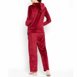 Ensemble long 2 pièces en velours personnalisé pour femme, manches longues, couleur unie, sweat à capuche zippé, pyjama décontracté d'hiver, coupe ample avec poche OEM ODM - Product Image 2