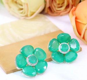 Aretes de Zirconia Cúbica con Baño de Plata y Latón, Diseño Moderno y Elegante, con Brillantes Deslumbrantes, de Primera Calidad, para Mujer, Ideales para Fiestas Nocturnas - Product Image 2
