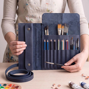 Estuche enrollable para lápices de dibujo de cuero genuino, organizador portátil para almacenamiento de dibujos, regalo personalizado para artistas, a la venta a un precio asequible. - Product Image 1