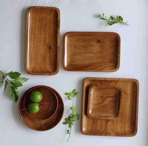 Assiettes de service rectangulaires en bois faites à la main, design minimaliste, bois naturel poli, pour la maison, la cuisine et les restaurants - Product Image 6
