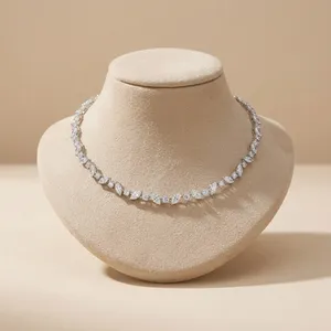 Collier de luxe en or avec diamant de laboratoire taille brillant, chaîne scintillante pour mariée, bijou de déclaration sophistiqué pour mariage, or certifié IGI - Product Image 3