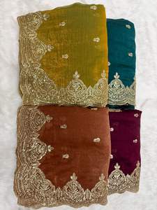 Suministro al por mayor de Saris Madhurika de Chiffon de Lujo con Bordado de Lentejuelas, C Pallu, Trabajo de Hilos Múltiples, Borde con Corte Arco y Blusa Bordada - Product Image 5