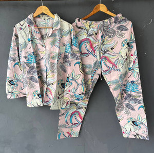 Ensemble de pyjamas en coton imprimé floral pour femmes, doux, confortable, décontracté, pour l'été et le printemps, vêtements de nuit, vêtements de détente à la maison, séchage rapide - Product Image 4