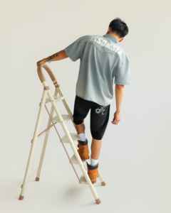 Chemises en jean délavé coupe ample à boutons, style HIGH STREET, séchage rapide, pour hommes et femmes, marque Insomnia, fabrication OEM ODM, usine vietnamienne - Product Image 3