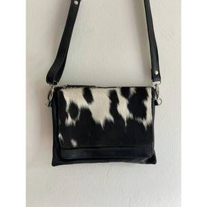 Sac bandoulière élégant en cuir de vachette pour femmes, motif géométrique, poignée unique, doublure en cuir véritable, imperméable, accessoire élégant - Product Image 1