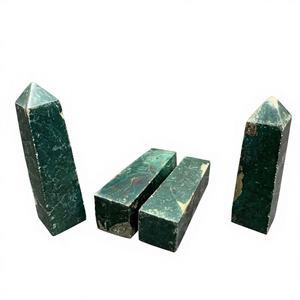 หินหยกเขียวธรรมชาติขัดเงา รูปทรงหอคอยโอเบลิสก์ สำหรับตกแต่งตามหลักฮวงจุ้ยและสะสมคริสตัล ขนาด 9 ซม. - Product Image 2