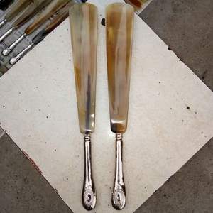 High Quality Real Ox And Cow <b>Horn</b> <b>Shoe</b> <b>Horn</b> with Stainless Steel Handle At Cheap Price - Product Image 1