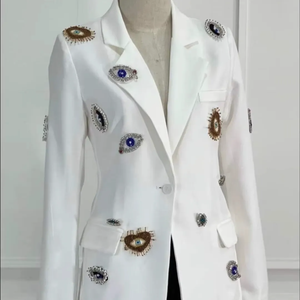 Blazer blanco bordado con motivo de ojo, aplique decorativo hecho a mano, pieza de moda a los precios más bajos. - Product Image 1
