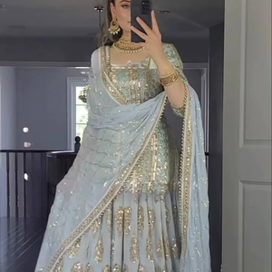 Ensemble Salwar Kameez ethnique indien pakistanais en faux georgette, style Bollywood, avec travail de sequins, entièrement cousu, séchage rapide, toutes saisons - Product Image 1