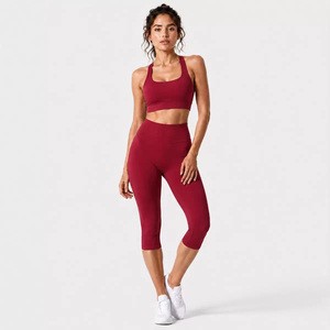 Women's Pink Seamless Yoga Sports Bra And <b>Leggings</b> Set Medium Support Halter Neck Square Neck High <b>Waist</b> Capri Length - Product Image 4
