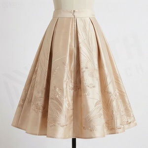 Elegant Women A-Line <b>Satin</b> <b>Skirt</b> With Floral Embroidery Knee-Length <b>Pleated</b> Design Regular Waistline All Seasons Wear - Product Image 2