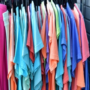 ชุดเสื้อยืดและกางเกงขายาวสีพื้นสำหรับผู้ชาย ฤดูร้อน เสื้อผ้าลำลองแบรนด์ดัง เป็นมิตรกับสิ่งแวดล้อม ผลิตในบังกลาเทศ ทำจากผ้าฝ้าย สำหรับโปรโมชั่นการเลือกตั้ง - Product Image 2