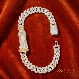 Bracelet à maillons en moissanite dorée, bijoux de mode de New York, cadeau élégant et tendance - Product Image 5