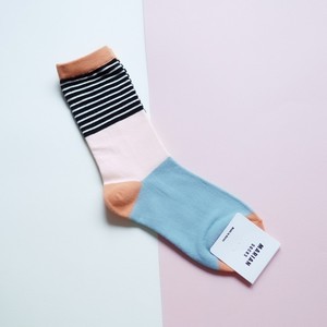 Chaussettes rayées pour femmes, mode coréenne, en coton peigné de qualité supérieure - Product Image 2