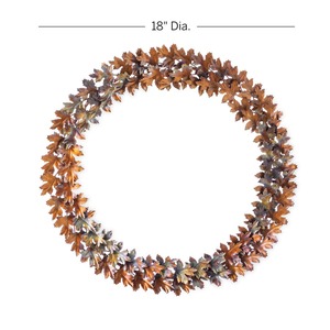Magnifique couronne métallique avec un grand cercle dense de feuilles de chêne superposées, fini d'une finition bronze antique métallique, pour la décoration. - Product Image 4
