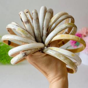 กำไลข้อมือทำจากเขาสัตว์แท้ เป็นมิตรกับสิ่งแวดล้อม ทำด้วยมือ สไตล์โบโฮชิค กำไลเรียวบาง เครื่องประดับงานแต่งงานจากธรรมชาติ ดีไซน์ไม่ซ้ำใคร สำหรับผู้หญิง เหมาะอย่างยิ่ง - Product Image 1