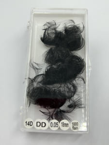 Extensions de cils synthétiques pré-faits 14D, courbure CC/DD/M/L, 0,03-0,05 mm, pour cils longs naturels noir mat, vente en gros - Product Image 5