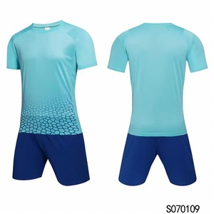 Uniforme de Fútbol para Niños, Diseño Único y Transpirable, Calidad Pakistaní, Precio al por Mayor - Product Image 6
