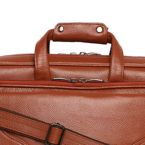 Sacs à ordinateur portables en cuir sur mesure, élégants, de différentes couleurs, résistants au vent et multifonctionnels pour la saison hivernale en extérieur. - Product Image 5