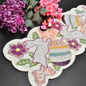 Chemin de table perlé fait main, sets de table en tissu de forme irrégulière, motif mignon lapin de Pâques, œuf et fleur - Product Image 4