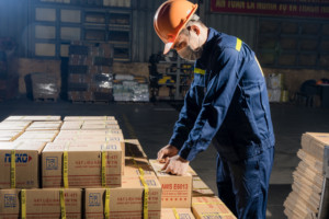 Alambres de Soldadura MIG Kim Tin con Soporte OEM, Suministro de Fábrica en Vietnam, 0.8MM-1.2MM, Soldadura CO2 para Uso Internacional, Fabricados en Acero Dulce - Product Image 6