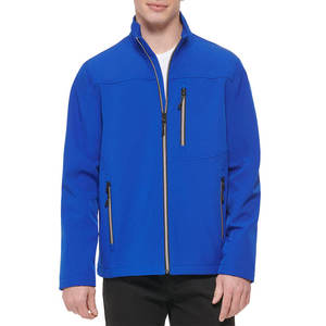 Veste softshell zippée pour homme, marque privée, tissu respirant et imperméable avec capuche ajustable - Parfaite pour le travail - Product Image 1