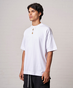 T-shirt homme oversize uni à manches courtes, col rond, épaules tombantes, impression personnalisée du logo, style streetwear. - Product Image 3