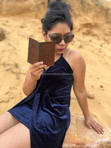 Nuevos pasaportes seguros de cuero marrón en relieve con herramientas manuales reales, estuches para pasaporte de viaje de cuero Vintage tradicional bohemio - Product Image 4