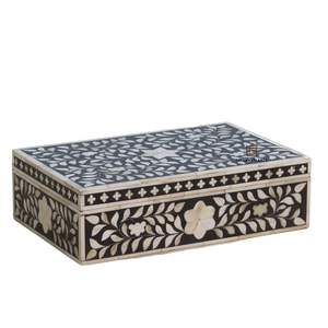 Boîte à bijoux vintage en bois décorative avec incrustations de os - Product Image 1