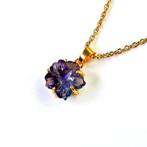 Colgante de flor de fluorita natural multicolor tallada, collar de piedra preciosa hecho a mano, joyería de flor de fluorita natural multicolor al por mayor - Product Image 6