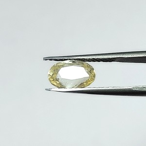 พลอยแซฟไฟร์สีเหลืองทรงรีธรรมชาติ 3.67 กะรัต สำหรับทำเครื่องประดับและแหวน YOIN-219 - Product Image 2